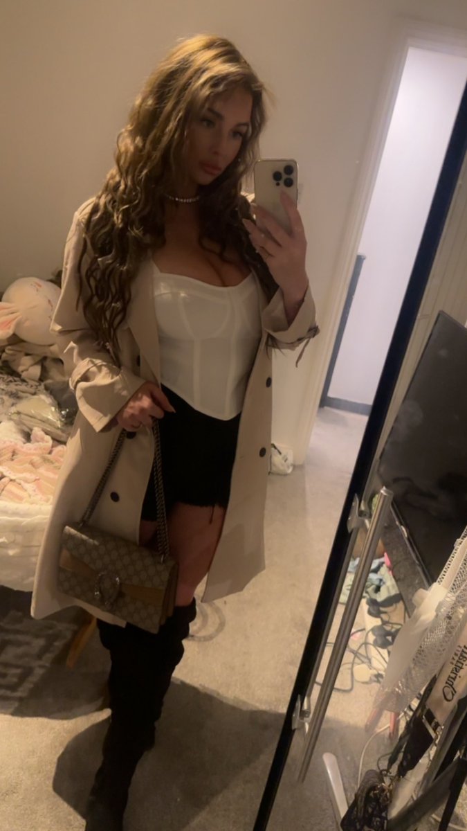 TimClaunch21808's tweet image. Happy Sunday ☺️💘