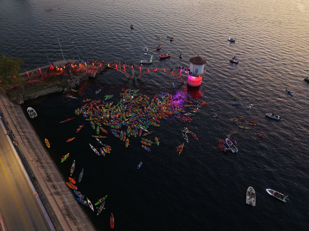 MuniEmbalse's tweet image. 11 años remando bajo las estrellas. 🌙🚣‍♀️

Embalse volvió a vivir una noche única en el lago. 

🙌 ¡Gracias por ser parte!