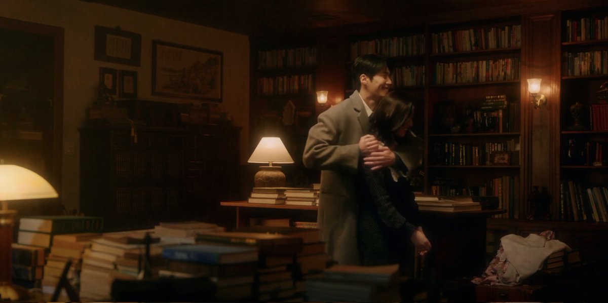 _convivialite's tweet image. #CanThisLoveBeTranslated feels like a warm hug to the heart.
The story, the visuals, the chemistry, It’s soft, thoughtful, and painfully beautiful.

They feel like two souls drawn perfectly for each other, like everything they held back finally found its way out 🤎✨️