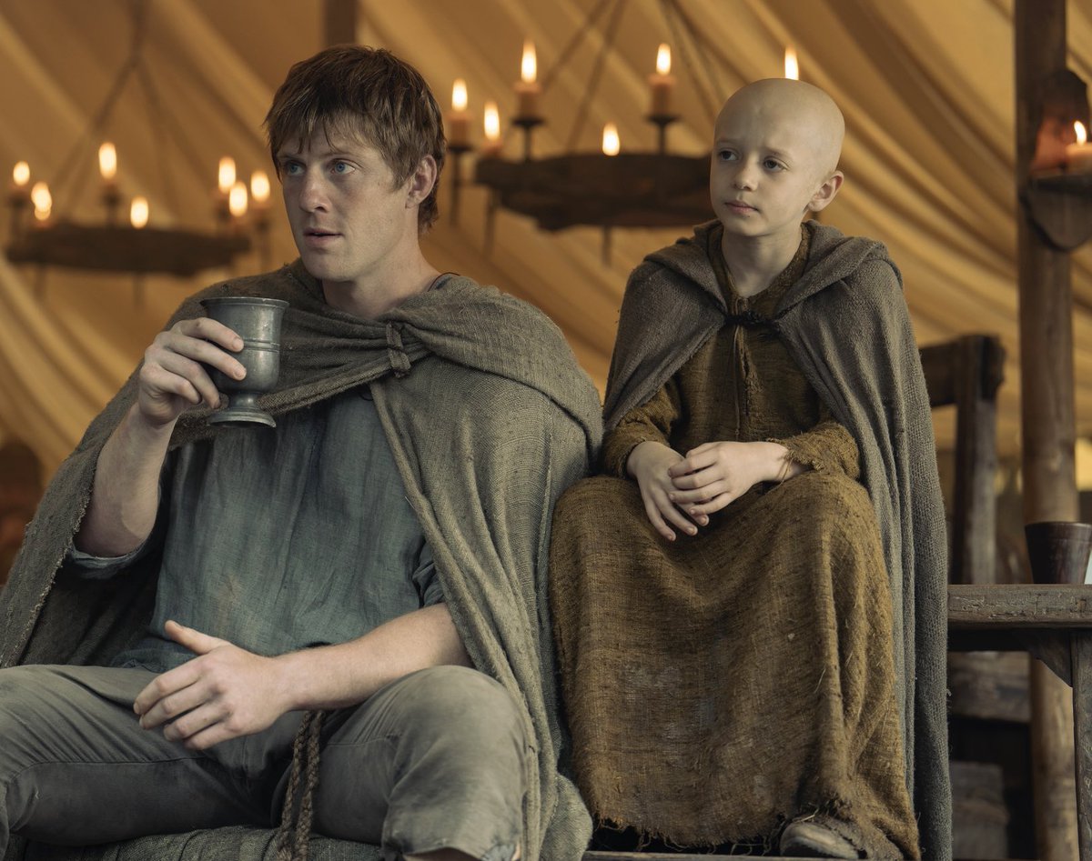 hotdAr1's tweet image. 🚨||

جدول عرض ومدة حلقات مسلسل "فارس من الممالك السبع" ⚔️🥚

الحلقة الأولى - 42 دقيقة - 19 يناير
الحلقة الثانية - 33 دقيقة - 26 يناير
الحلقة الثالثة - 31 دقيقة - 2 فبراير
الحلقة الرابعة - 34 دقيقة - 9 فبراير
الحلقة الخامسة - 37 دقيقة - 16 فبراير
الحلقة السادسة والأخيرة - 31…