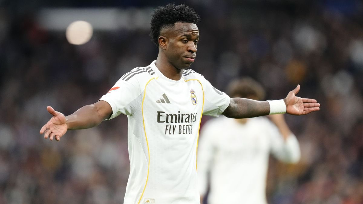 🚨 ÚLTIMA HORA #Vinicius 🚨

El jugador brasileño del #RealMadrid comunica a su agencia de representación que si no cambian los pitos por aplausos en el Bernabéu dejará el club blanco a final de temporada, sin esperar a finalizar el contrato 

✍️ <a href="/FutDestrangis/">Futbol del Sr.Destrangis</a>