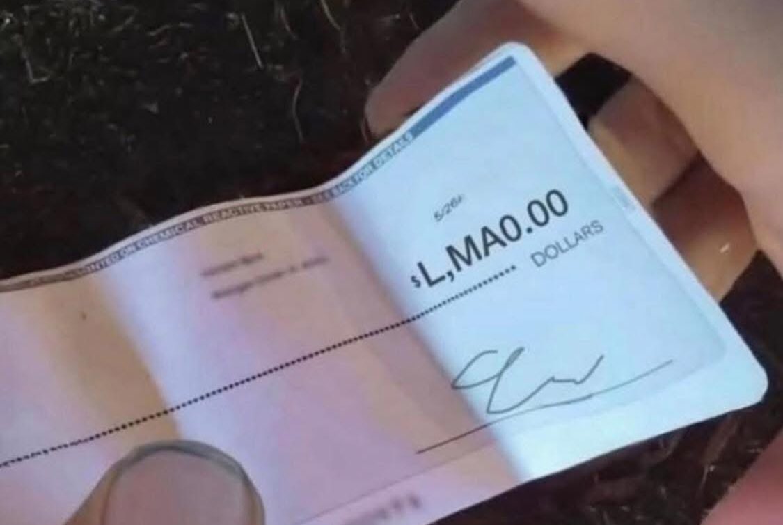 Callunc's tweet image. How my paychecks have been feeling lately