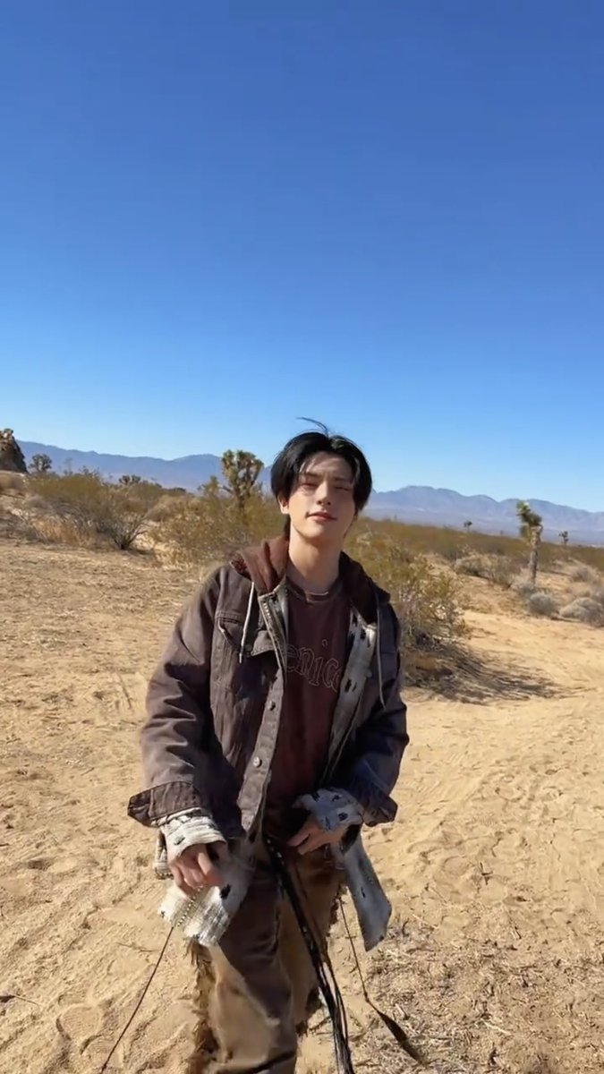 simjpke's tweet image. Run away with me… 三三ᕕ( ⌓̈ )ᕗ doesn’t everything feel brighter already?