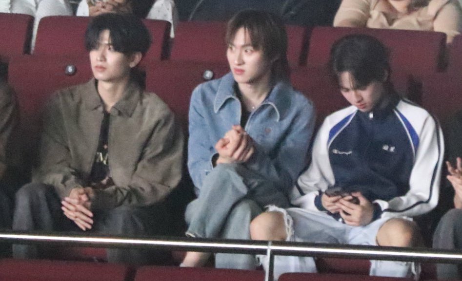 yllhh337710's tweet image. ใครก็ได้แต่งเรื่องจากภาพหน่อย