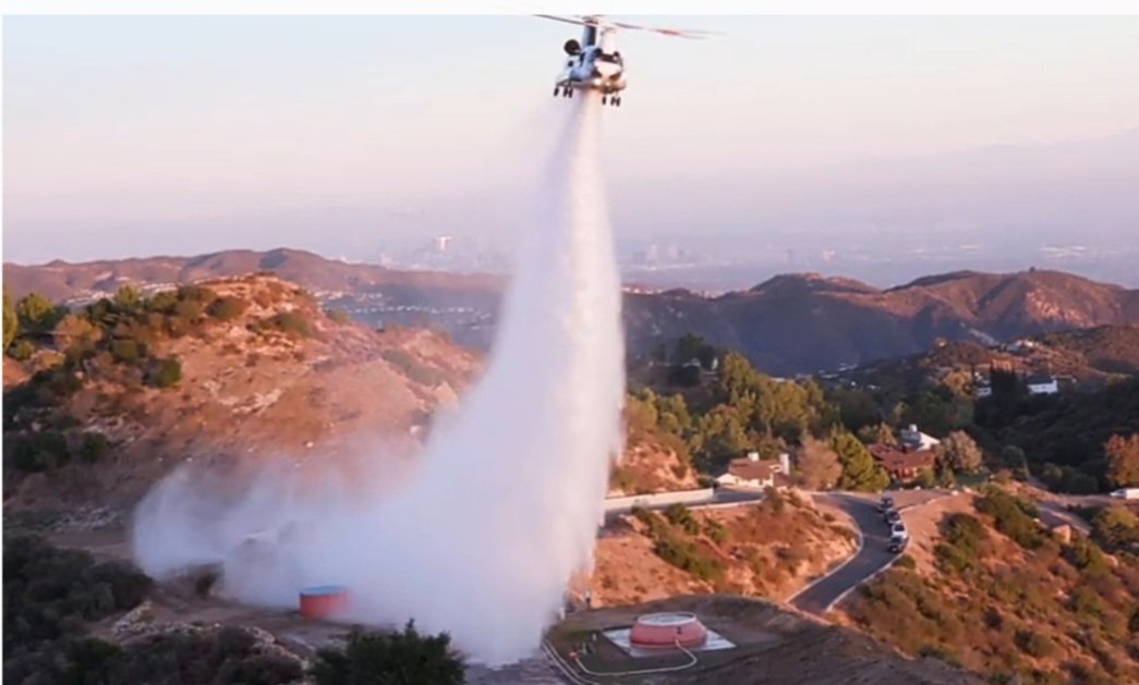 DaniloSilvaF10's tweet image. Por la terrible catástrofe de los incendios que ha matado a muchos Compatriotas; 1° Les envío mis condolencias a los deudos y mis oraciones al Padre Dios están con ellos. También les invito a exigir al Estado @joseantoniokast @Jou_Kaiser a llevar a cabo mi propuesta, abro hilo: