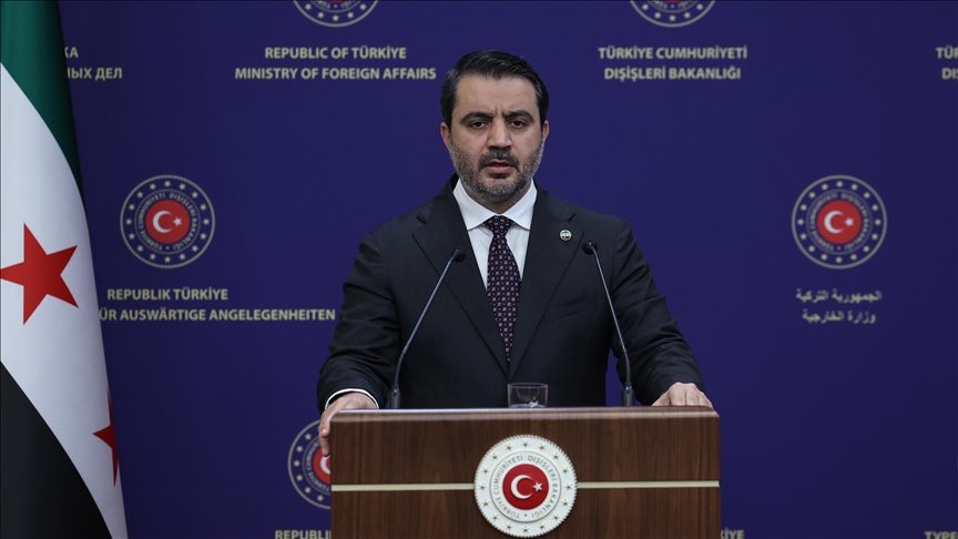 Suriye Dışişleri Bakanlığı:

- SDG anlaşmayı kabul etti. Anlaşmanın imza işlemleri 'çevrimiçi' olarak gerçekleştirildi. SDG ile savaş sona erdi. Anlaşma imzalandığı andan itibaren yürürlüğe girdi.”

- Sınır meselesi egemenlik konusudur ve yerel düzeyde yönetilemez.

- Petrol ve