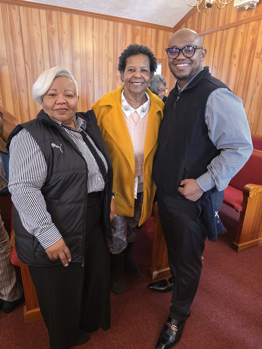WilliamBrunso10's tweet photo. Great Sunday at Little Baptist Hill... It's all Love on the Hill ♥️🫶🏽
"When you run alone, it is called a RACE. When God runs with you, it is called #GRACE" 🕺🏽
#SundaySnap 😎 https://t.co/KvQqd1B4I3