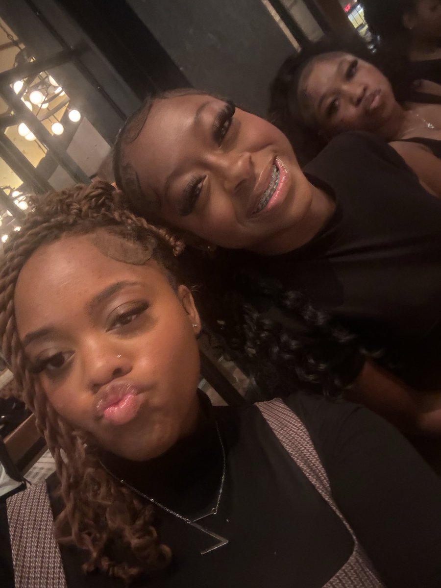 Alief Taylor Cheer tweet media