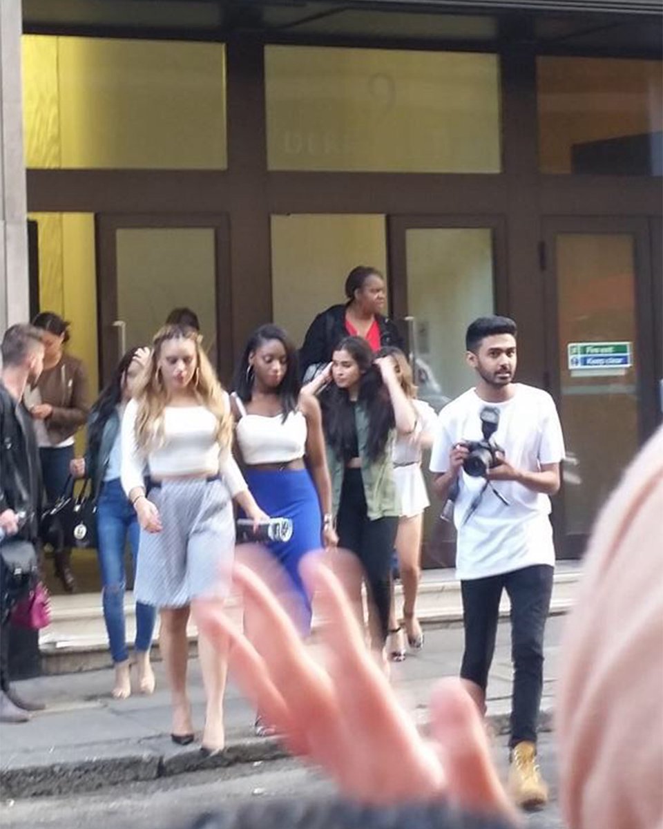 2016 was it!!! My first single cover with <a href="/LittleMix/">Little Mix</a> ! First pic I took of <a href="/Camila_Cabello/">camila</a> ! <a href="/FifthHarmony/">Fifth Harmony</a> 7/27 promo !! Good times!!! instagram.com/p/DTqT6n8gab8/…