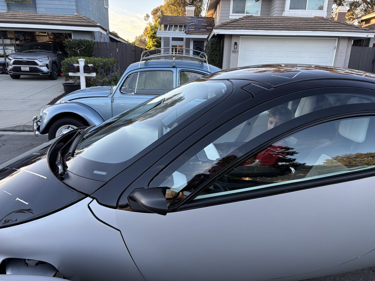 Stevefambro tweet media