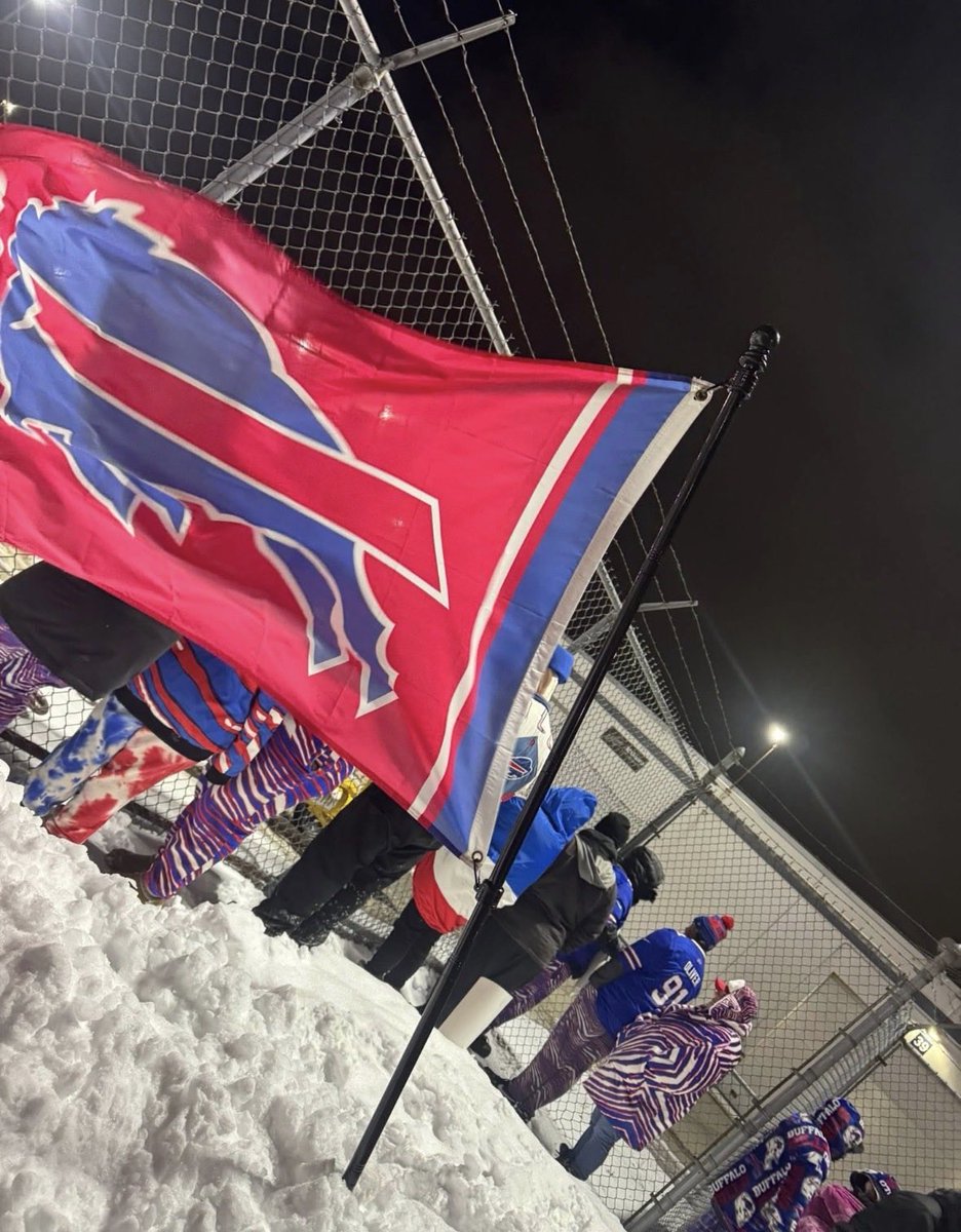 Danielle LaFave tweet media