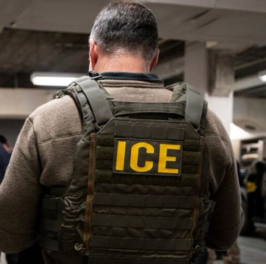 LeadingReport's tweet image. Palantir is reportedly developing a tool for ICE that displays a map of potential deportation targets, allows agents to pull up detailed profiles on individuals, and assigns a “confidence score” estimating how likely each person is to be at a given address, per 404 Media.