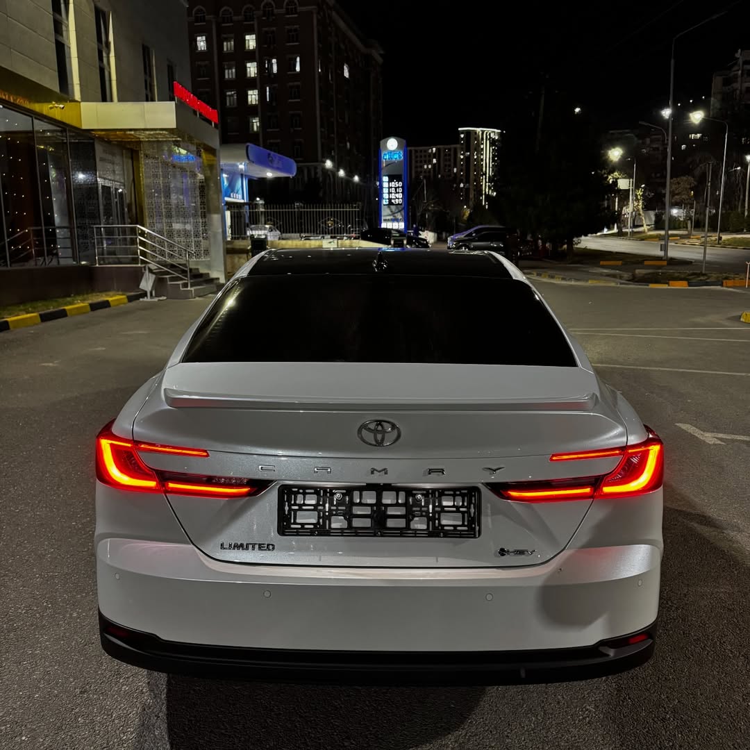 nocarcontext's tweet photo. Toyota Camry 2025 🤍🤍 https://t.co/ADaNj4fPyI
