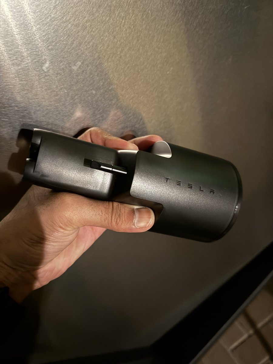 🇦🇪 HGS tweet media