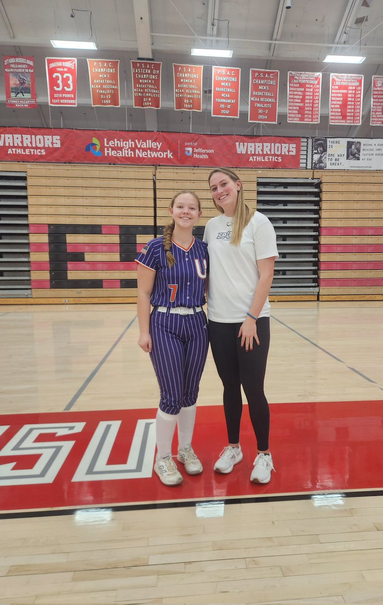 Audrey_Luckie2027 tweet media