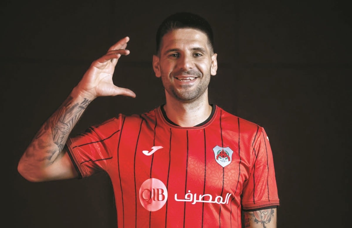 Mulhem28's tweet image. رسالة عاجلة لإدارة النادي 
"في حال تمت الموافقة" على رحيل كانتي، فلا يوجد حاجة لجلب لاعب في خانته (محور) لوجود كم كبير من اللاعبين في هذا المركز، وحاجة الفريق لمهاجم فتاك.
لذلك .. لصعوبة ايجاد مهاجم ذا قيمة فنية عالية في وقت ضيق، عطونا مكانه متروفيتش إعارة الى نهاية الموسم، ومن…