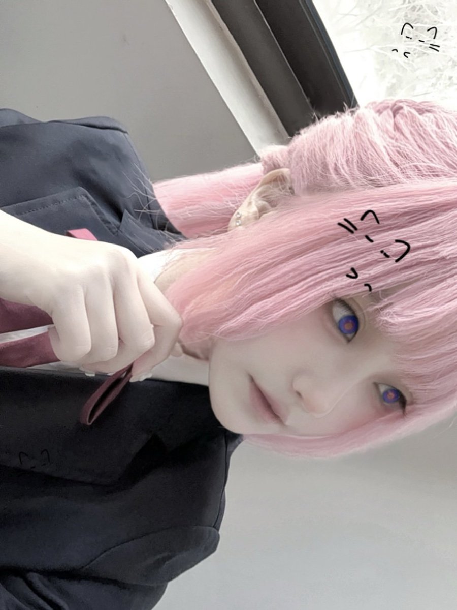 どうしていつも泣いているの？ずっとこのように笑ってほしい
#花譜美術部