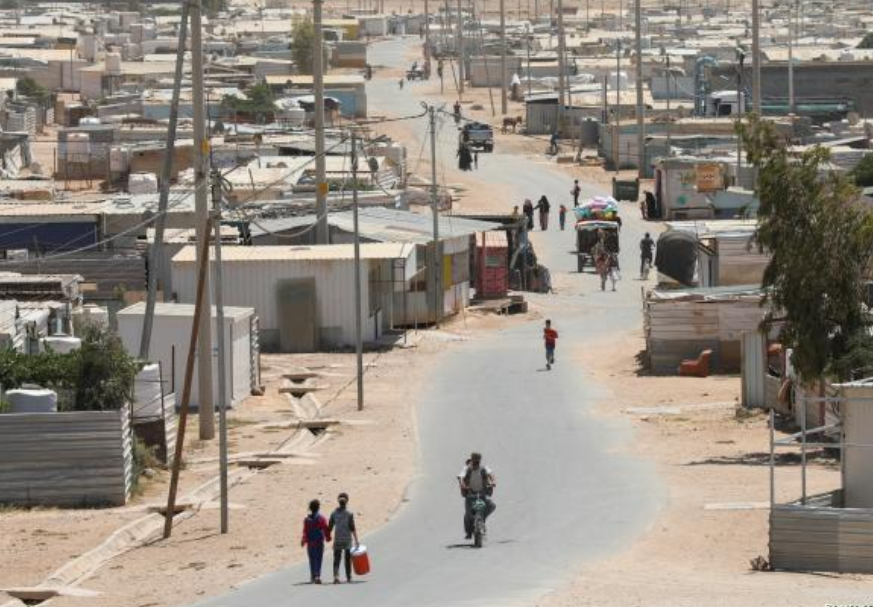 الداخلية: نحو 183 ألف سوري عادوا طوعًا إلى بلادهم 