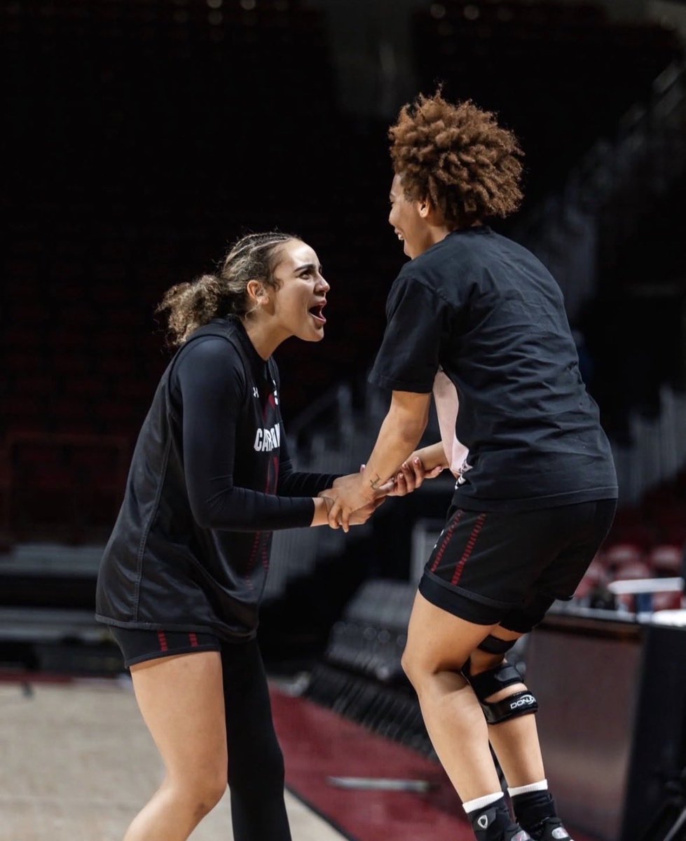 Michell4100's tweet image. Dawn doesn't pick HBCU'S for easy wins, she picks them to help them with their finances and bring awareness to them❤️🖤❤️ she's a real class act