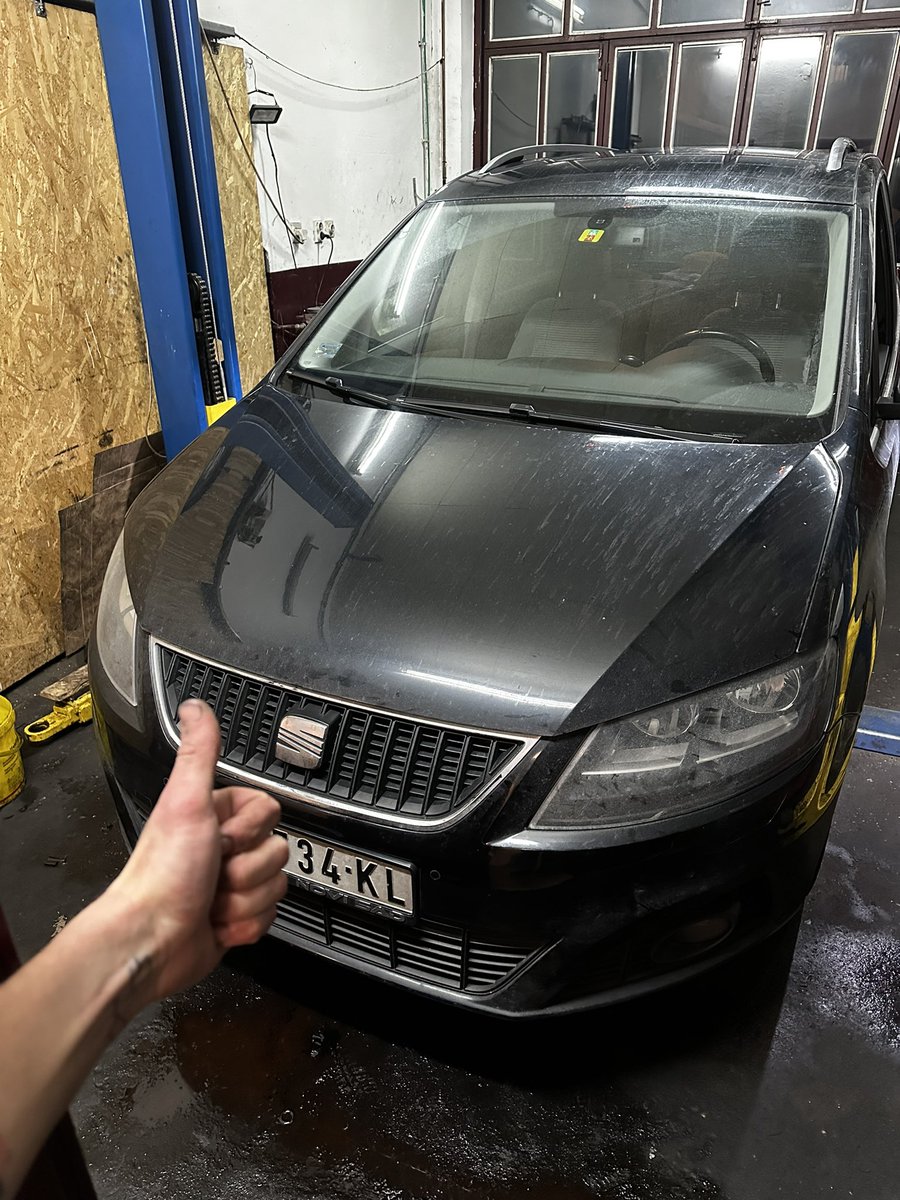 Футляр tweet media