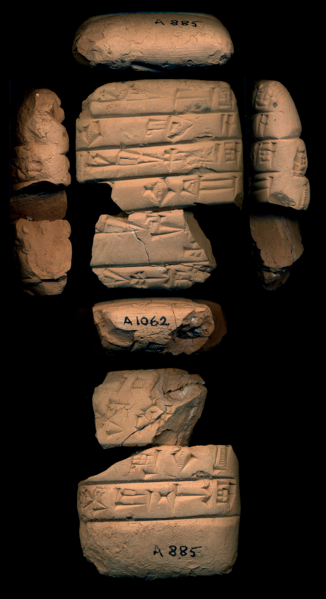 ISAC_UChicago's tweet image. It's #TabletTuesday! Messengers were important in ancient diplomacy and international relations because they could carry messages to and from various places, allowing different countries to communicate with one another when they could not meet in person. But the importance of