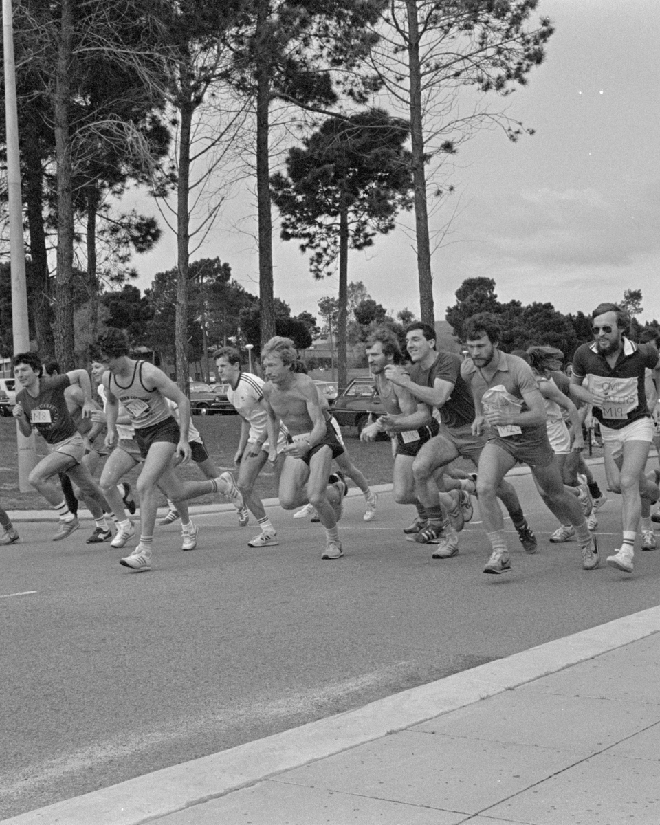 CurtinUni's tweet photo. The Great WAIT Relay Race 🏃‍♀️🏃‍♂️✨

From the late 1970s through to the mid-1980s, staff and students at WAIT took part in an annual relay race around campus. Teams were made up of both staff and students, and it was all for a good cause – raising money for Telethon ❤️🎗️

Several staff members at the time were marathon runners, and their enthusiasm helped inspire others to join in. Whether you were a serious runner or there for fun, this event brought our community together in a big way. 💛

📷 Images: Curtin University Archives

#CurtinUniversity #CurtinThrowback #CurtinLife CRICOS code: 00301J.