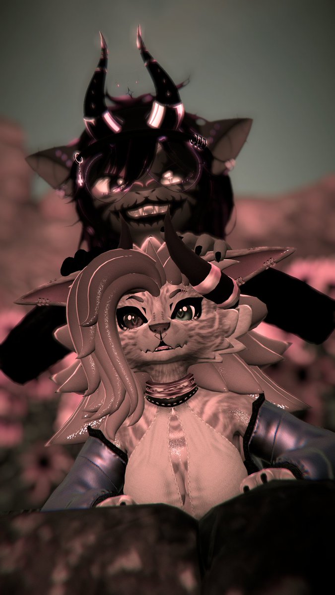 ✩ Still had some of those silly photos with <a href="/Shadoe02/">Shadoe 🔜 FWA</a> ! 💜

Mind sharing a memory with of friend of your to me ?~