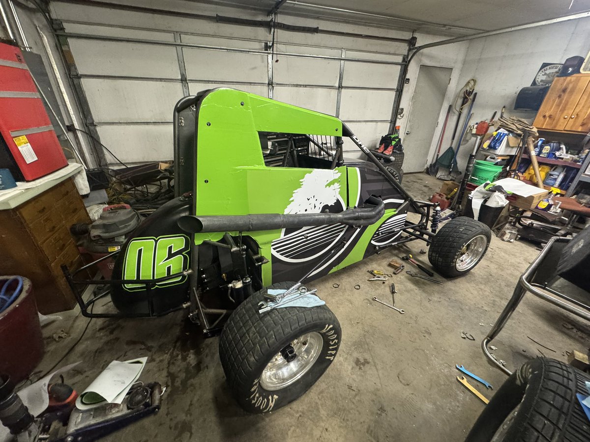 We’ve got some smaller associate spots left on our #06 Zach Boden Racing Chili Bowl entry! 

Prices range anywhere from $200 - $1,000 depending on placement, size, etc.

Send me a message today to figure out the best package for your brand, company, etc! We’re able to offer
