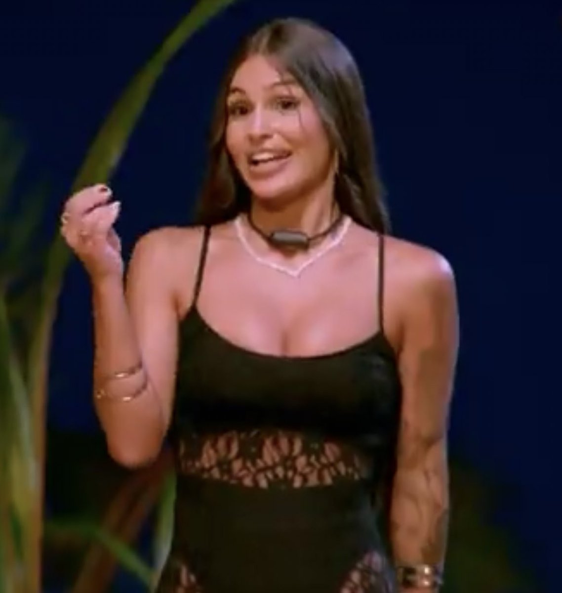 Darío y Cristina son igual de malas personas, por eso se han gustado, la verdad que dan mucho asc* #laisladelastentaciones24