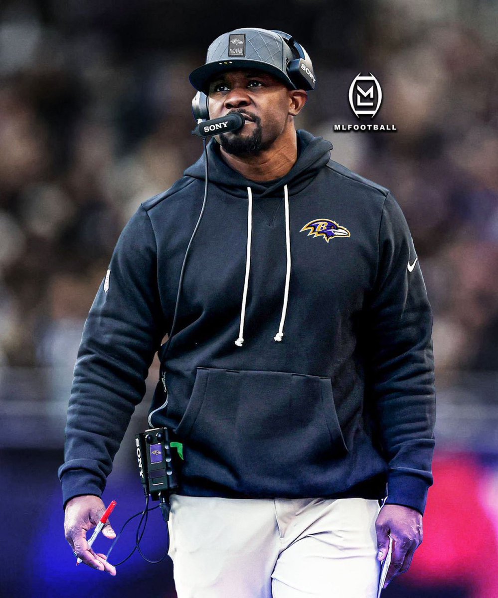 MLFootball's tweet image. SHOULD THE BALTIMORE #RAVENS HIRE BRIAN FLORES AS THEIR NEXT HEAD COACH?

Brian is the former Miami coach and one of the great defensive minds who worked under Bill Belichick.

Flores is still only 44 and one of the most intense leaders and coaches in the league.

Perfect fit.