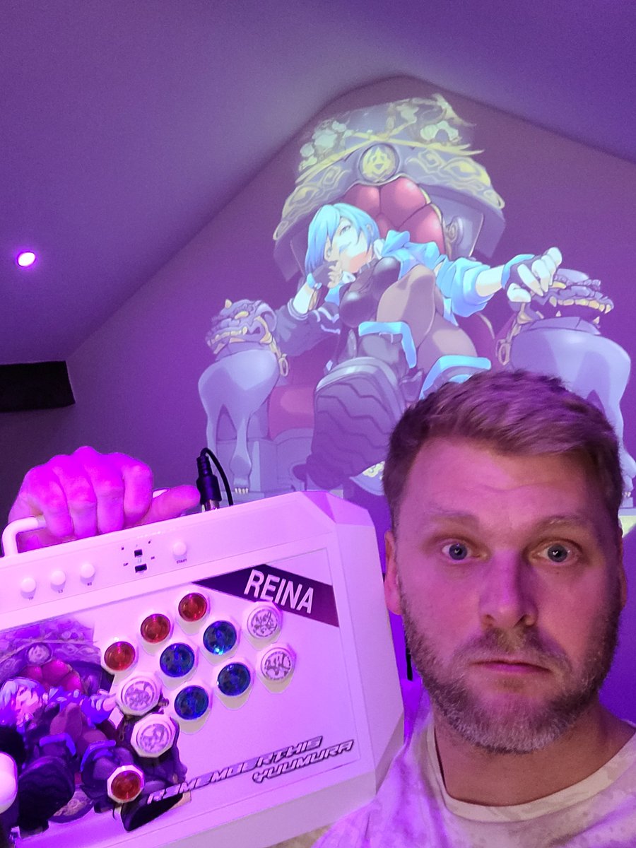 R3member_This's tweet photo. Shout to @yuumura_ch artwork in the background & the stick
Also gotta give love to the guys at @ist_mall
#tekken #temutekken #tekken8 #artwork #arcade #arcadestick #tekkenart #nobi #gamefinger #uk #korea #japan #makestick https://t.co/jRBk4JARhA