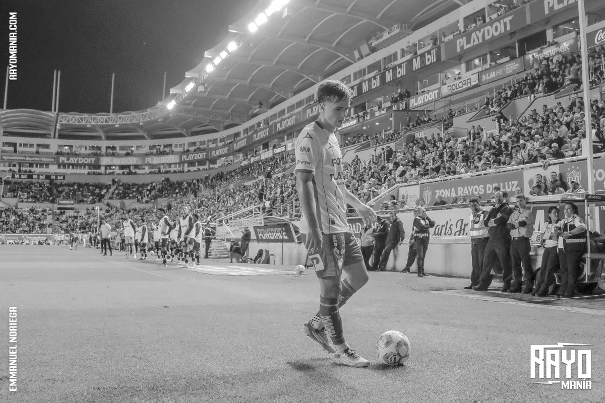 RayomaniaNecaxa's tweet photo. 🚨| Agustín Palavecino se despide de @ClubNecaxa🥲.

«Muchas gracias a toda la gente del Necaxa por este tiempo compartido, a todos mis compañeros, staff, dirigentes e hinchas que siempre me trataron de la mejor manera. Son una gran familia, les desearé siempre lo mejor❤️⚡️». https://t.co/vrHF9FEyjU