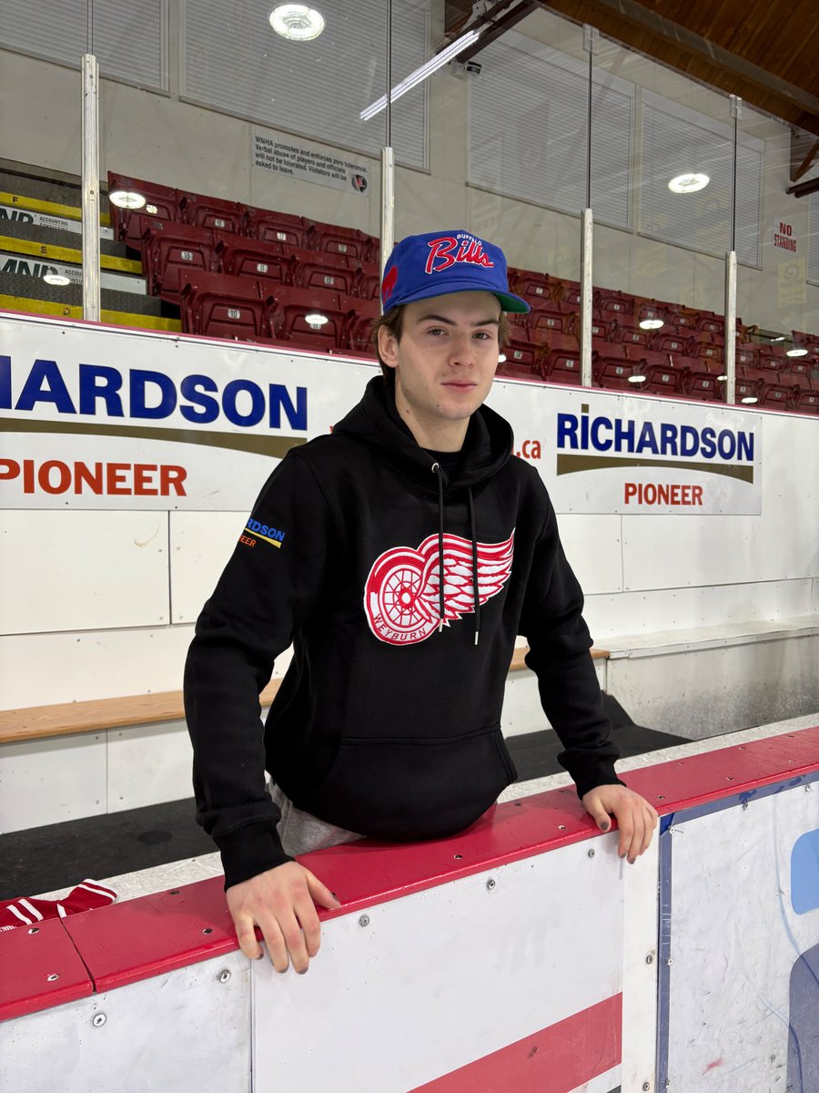 weyburnredwings's tweet photo. π Visit the team store for all your favourite Red Wings apparel!
The Red Wings team store is open during regular office hours, and at every home game.
Monday to Friday: 9:00am - 5:00pm
#WeyburnRedWings #SJHL #TeamStore #RedWingsMerch https://t.co/AXETbjoN68