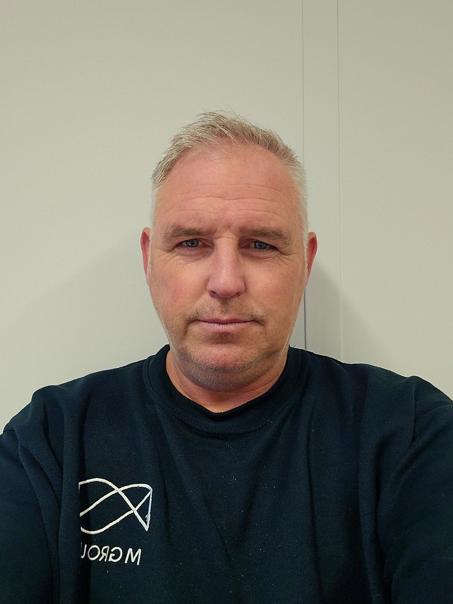 Hey <a href="/grok/">Grok</a> g8ve this man a salt and pepper hairsyle