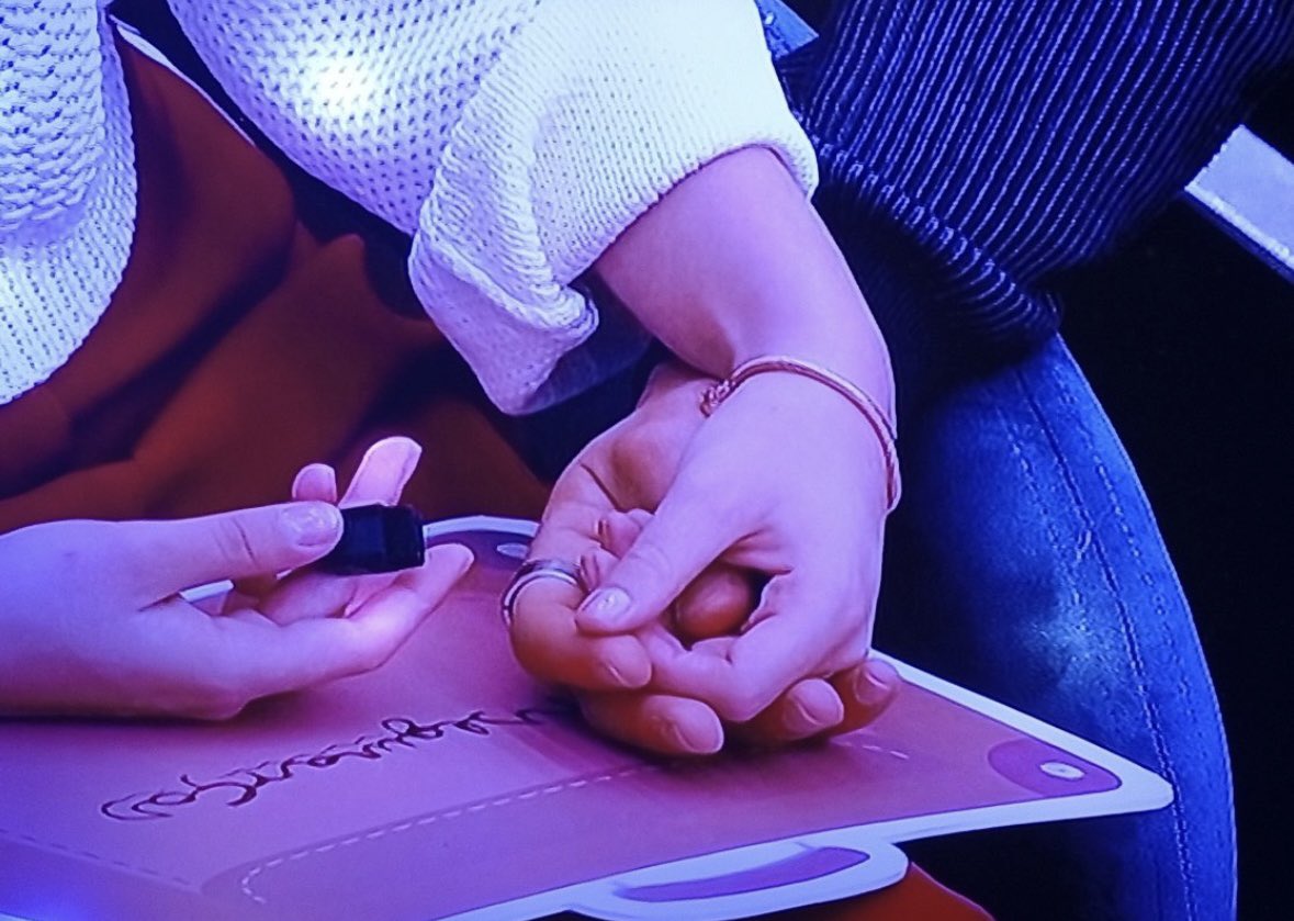 Desde o 1.° dia que o lema foi Ele por ela, Ela por ele e Nós por eles. Muito aconteceu entretanto, mas não posso deixar de elogiar o posicionamento desta grande Mulher em todo este processo. Que bonito, que orgulho!
A maior força, Natinha. Até ao fim!🙏🏻🕯️
#juicyrasta #renatareis