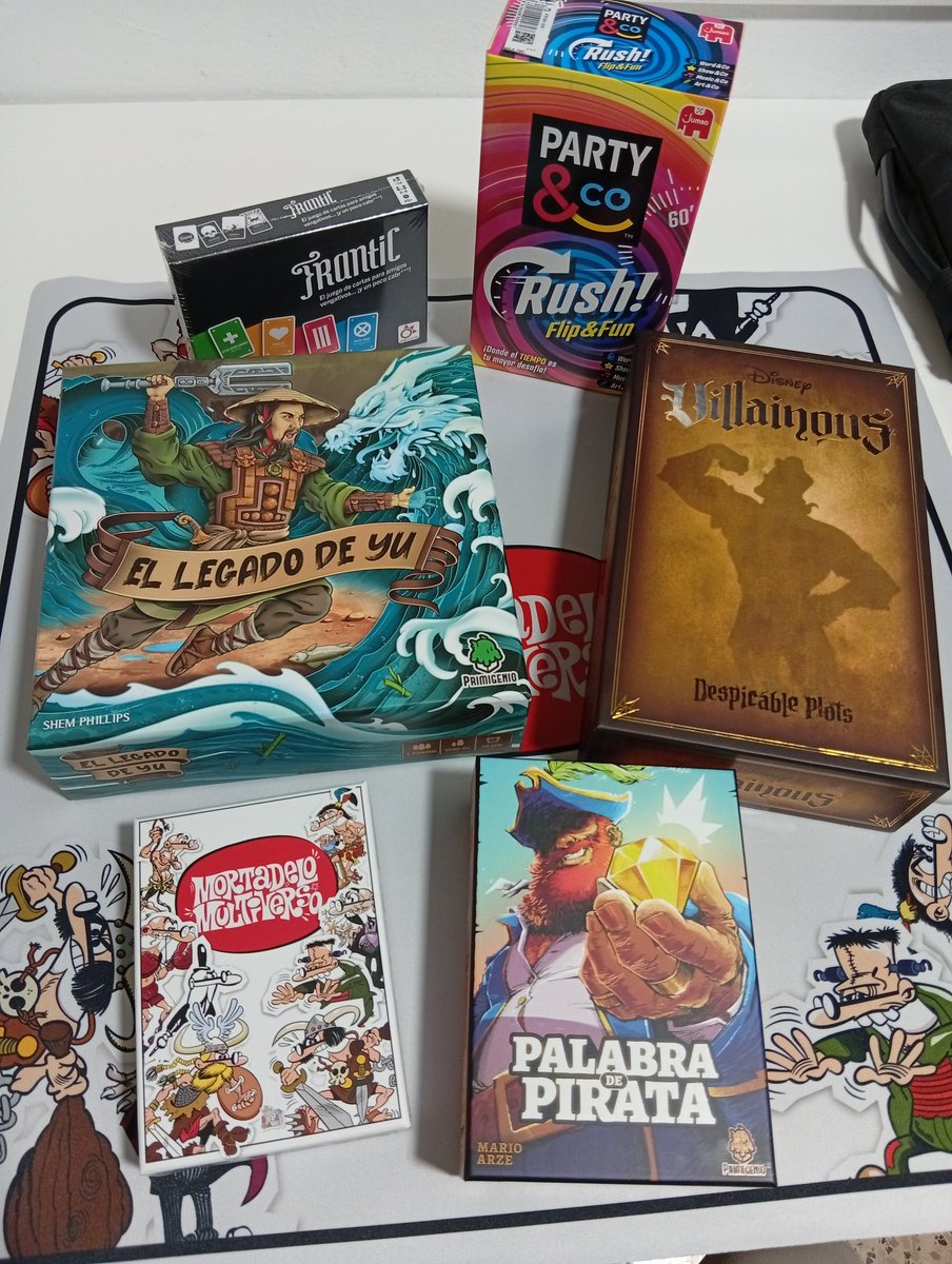 Resumen de las navidades: la ludoteca se ha ampliado el año que más. Expansión de Villainous que siempre es un acierto, Legado de Yu que ha sido la sorpresa y un Palabra de Pirada y Mortadelo Multiverso que hay ganas de estrenar. Los otros tendrán su sobremesa seguro también ☺️