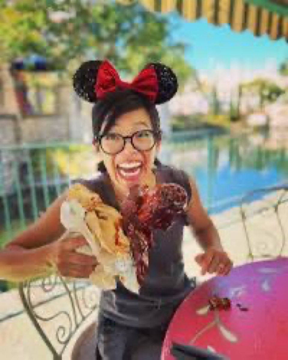 THELIFEOFABRODY's tweet image. when we drive in your car i’m your baby
losing all my innocence in the backseat