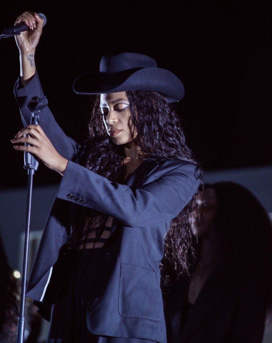 jerrodsolange's tweet image. 𐚁