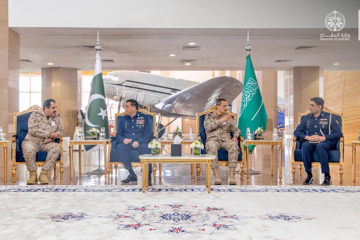 وزارة الدفاع tweet media