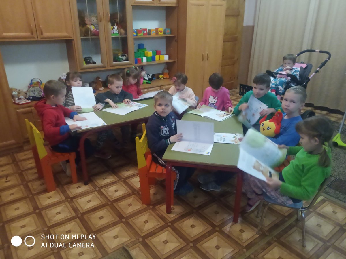 ravlyk_magazine's tweet image. Навіть невеликий донат — це внесок у майбутнє наших дітей та розвиток української культури спілкування та навчання.
Підтримай з журналом «Равлик» дітей у розвитку.
Дякуємо за репост та підтримку! 💙💛