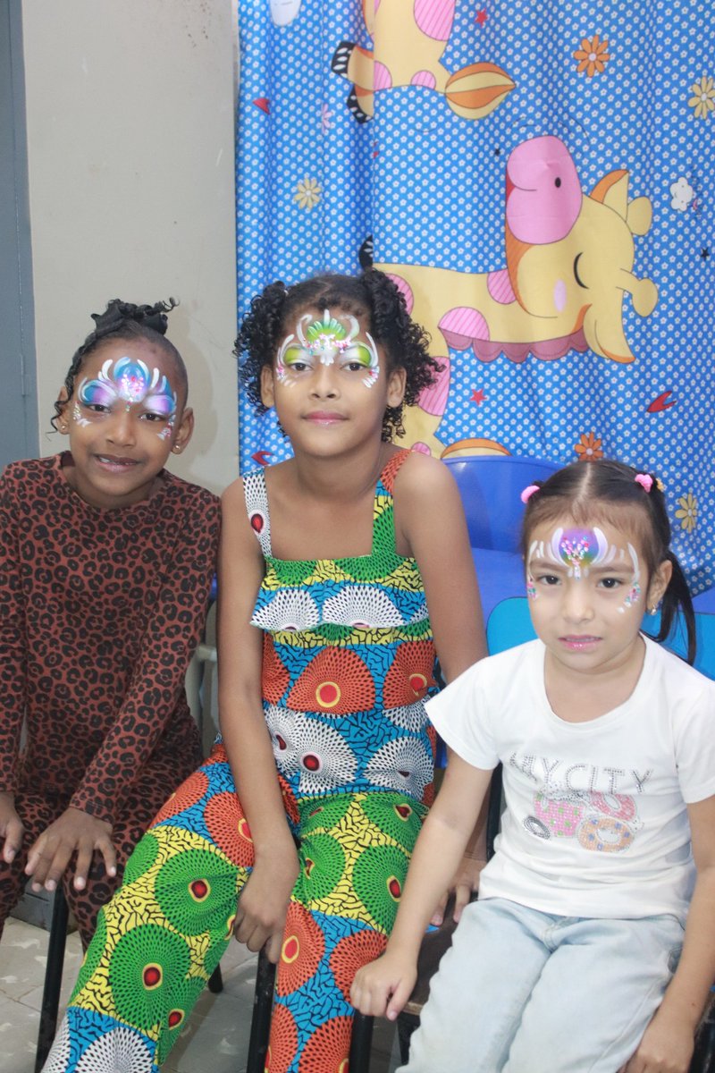 Estudiantes de inclusión de las escuelas Manuel Amador Guerrero, Justo Arosemena y Manuel José Hurtado, de la Escuela de Enseñanza Especial, participan con entusiasmo en el “Veranito Feliz”, un espacio de recreación, aprendizaje y convivencia que promueve la inclusión y alegría.