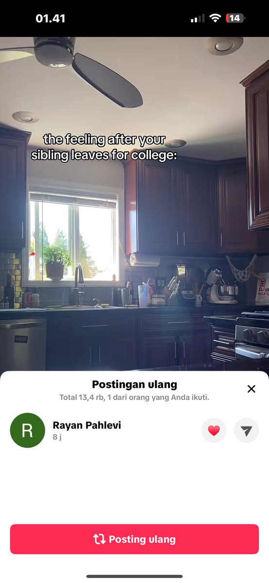 joonkvie's tweet photo. ngerasa bersalah bgt sm adek gua stlh liat postingan ulangnya. dia udah gede dan sepertinya ngerti juga keadaan rumah sekarang :(( harusnya kamu kecil terus aja biar km ga prnh ngerti dan ngerasa kesepian :(( maaf ya rayan🫂 https://t.co/HXW0A5ai53