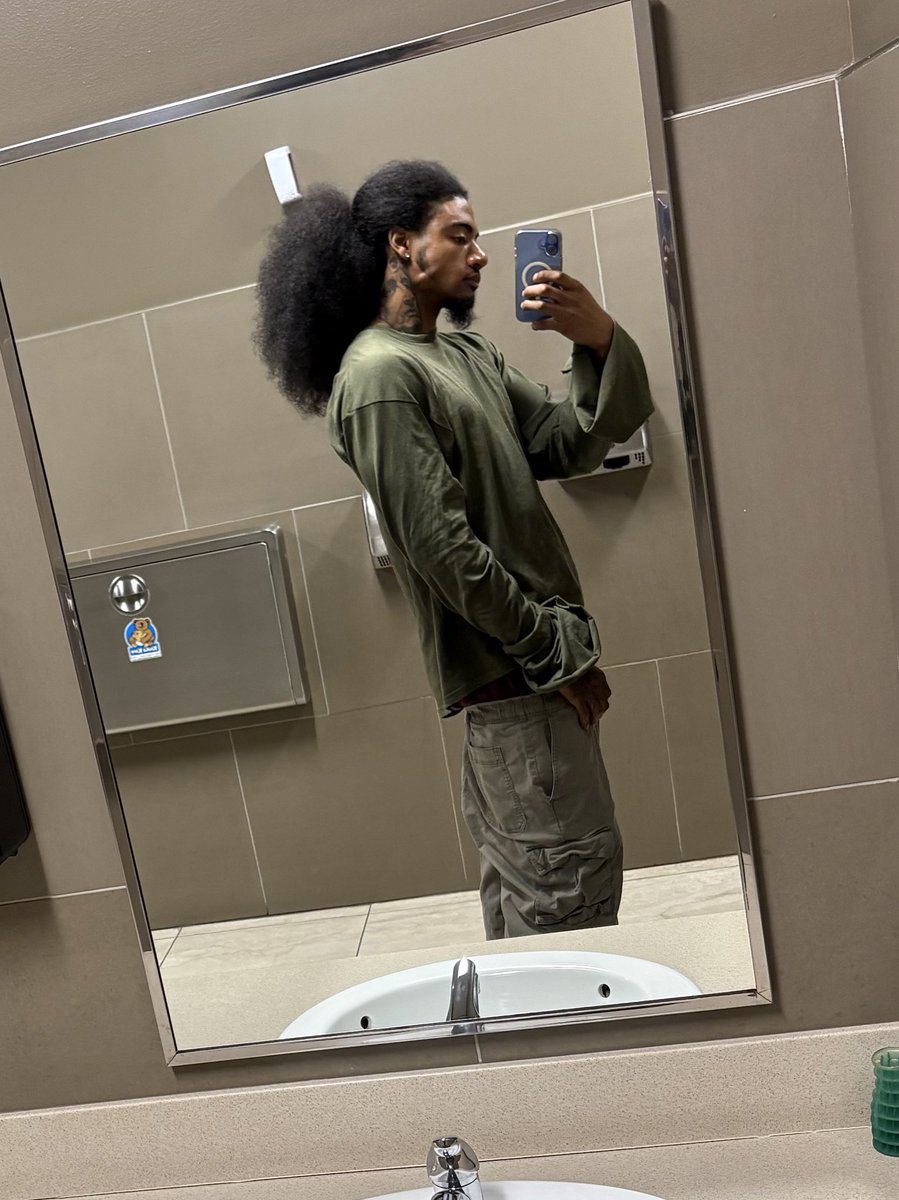 blodnee's tweet image. 