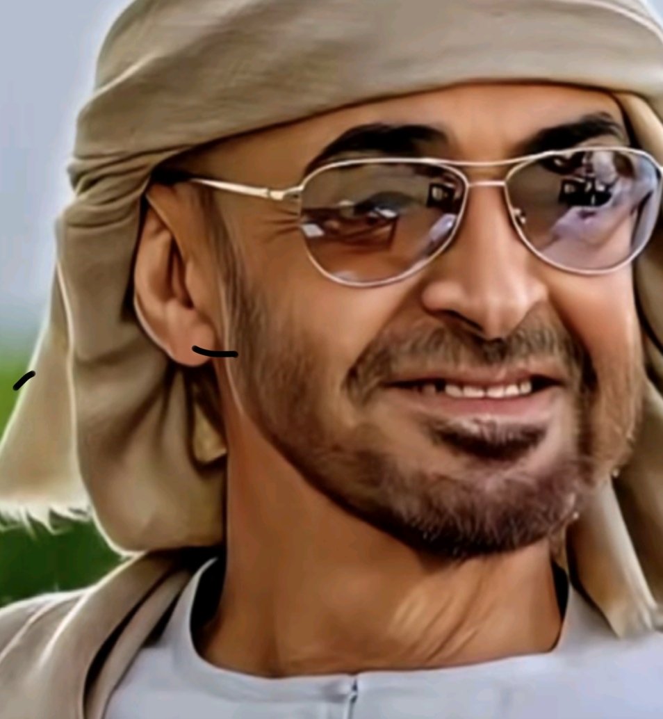 bntmmd25's tweet image. ✍️✍️✍️👌
نجمنا عالي على مر الزمن 
في الرخا سادة وسادة في المحن
خلف قايدنا .. خلف قايدنا معا نمشي معا 
بالمعزة نفتخر بك يا وطن ج🇦🇪🇦🇪🇦🇪