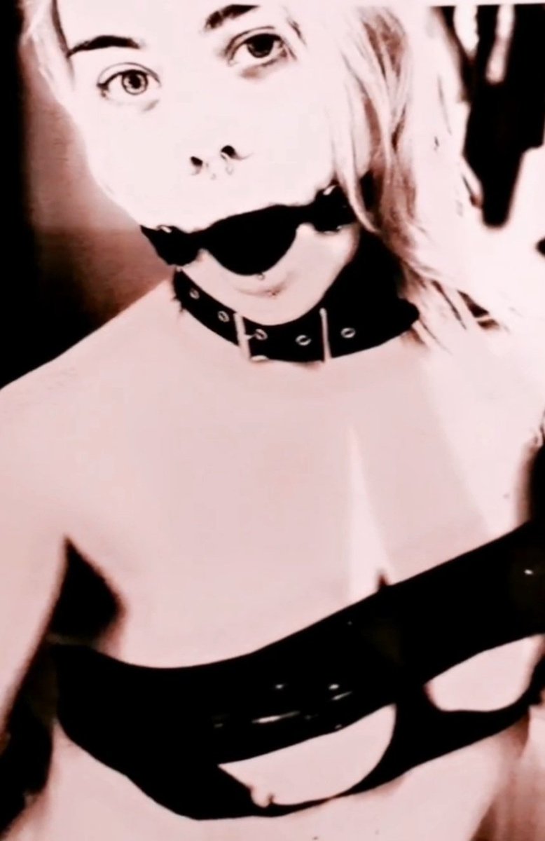 🇧🇻Norwegian HotWife🇧🇻

🍆Slut For Big Cock🍆
- Anal Queen ✔️
- DP ✔️
- FuckDoll✔️
- Big/Huge Cock Addiction✔️
- Cumshot Lover✔️

✨️Love them Cum Tributes✨️

🇧🇻✅️Hit Like/Comment/Retweet And Follow Button✅️🇧🇻