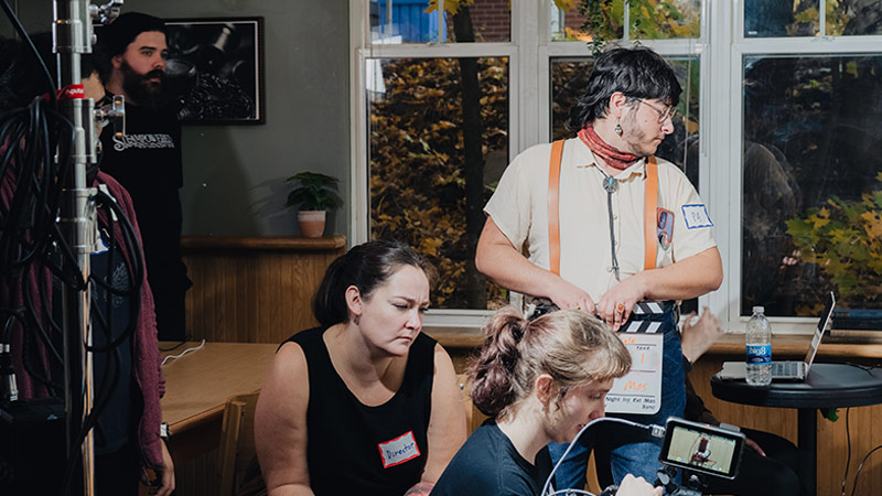 UNB's tweet image. This past summer, Livia Steeves (BA'25) was new to directing and about to shoot a five‑minute short film in only four and a half hours.

After a sleepless night, she arrived at the Grad House on the UNB Fredericton campus before dawn, ready to go, her crew already moving.

The…