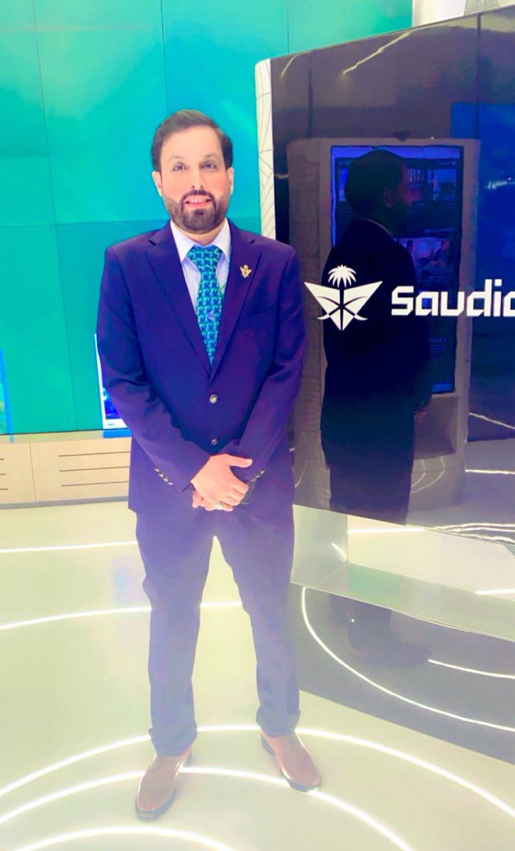 نبارك للأخ أحمد بن عبدالله الفاضل
 تكليفه مشرف مبيعات التذاكر بالمكاتب الخارجية،
وذلك بتوجيه من مدير عام مبيعات التذاكر بالرياض ،
ونسأل الله له العون والتوفيق لخدمة دينه ومليكه ووطنه. 🇸🇦