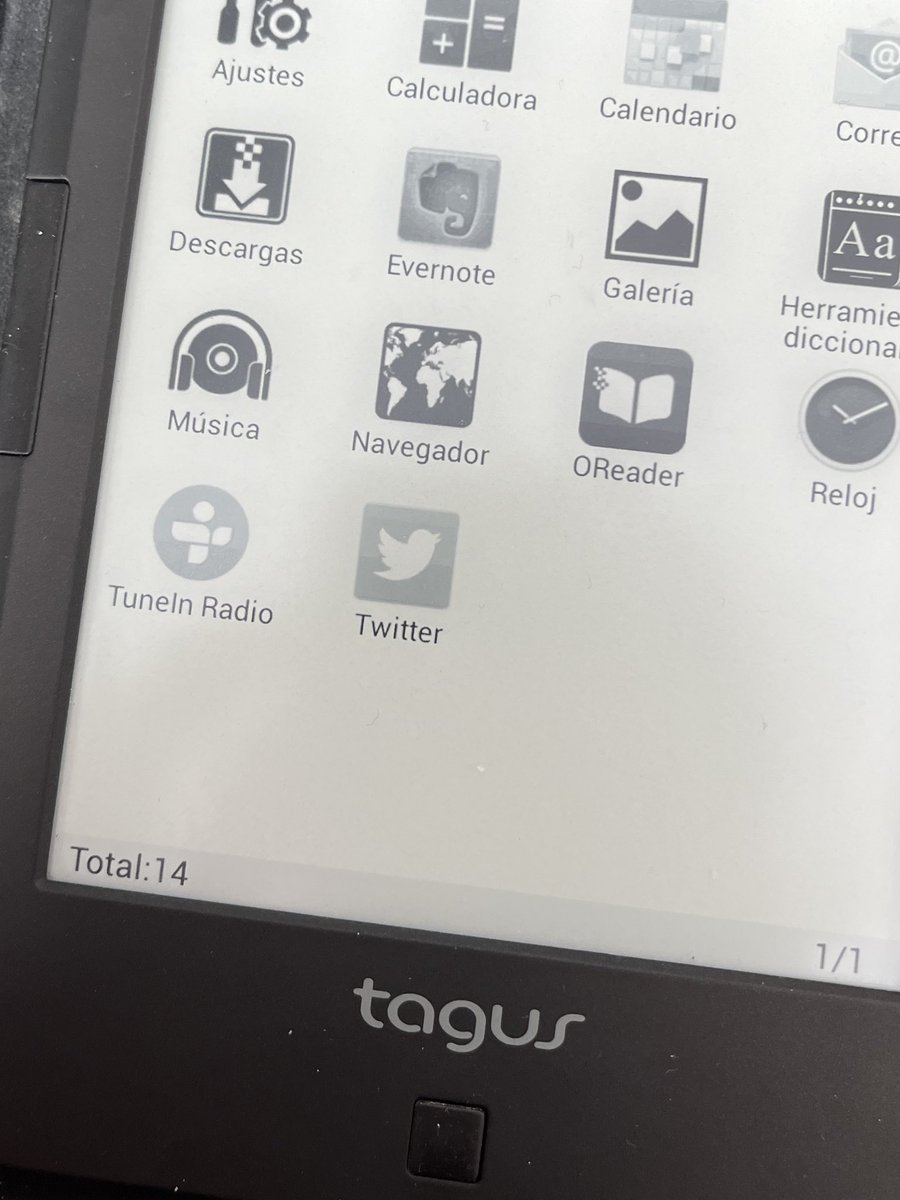 p_blanke's tweet image. Twitter pajarito resiste en mi ebook del 2017