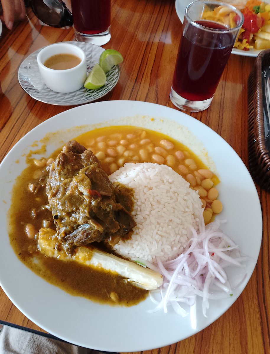 iAriana2403's tweet photo. El verdadero arroz con cabrito...
😋
#servido https://t.co/JRVMRlX5ph
