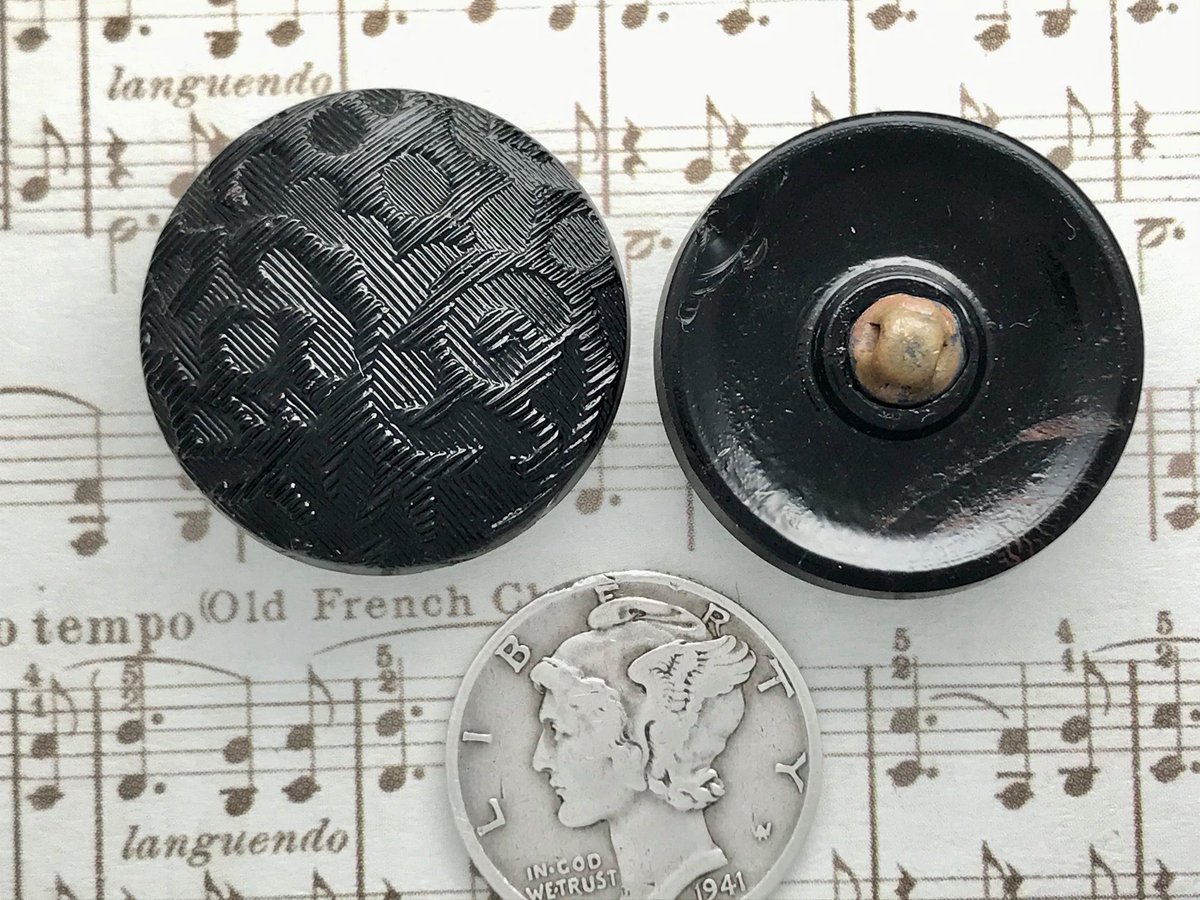 guybead's tweet image. I have been busy getting a variety of buttons ready to post to our Wild Things Beads Destash group on facebook. I unearthed some more Czechoslovakian Vintage Crate Glass Buttons, Some very nice metal German Buttons and some very nice Czech Uranium Glass buttons. Enjoy